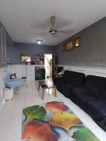 Apartment For Sale in Palma Puteri