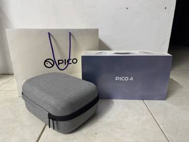 Pico4 VR Headset (8/256GB) like new