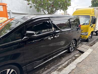 Toyota Alphard 2.5 SC in Klang, SGR