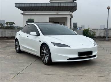 Tesla Model 3 LONG RANGE AWD in Bandar Puteri Puchong, SGR