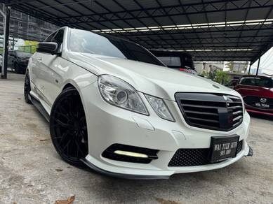 Mercedes Benz E250 250 CGI AMG SPEC in Kepong, KUL
