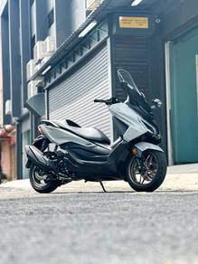 Honda Forza 250