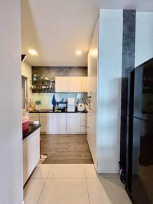 Condominium For Sale in Vistaria Residensi
