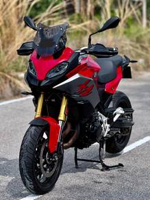 BMW F 900 XR
