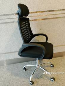 Ergonomic High-Back Mesh Office Chair | Headrest |