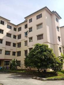 Flat For Rent in Azalea Court