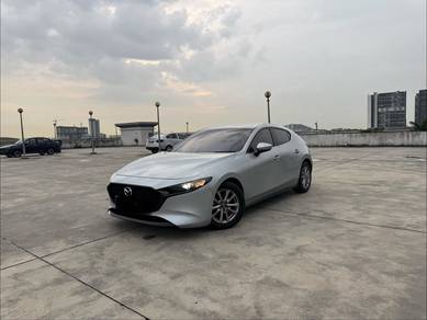 Mazda 3 LIFTBACK MID in Bandar Puteri Puchong, SGR