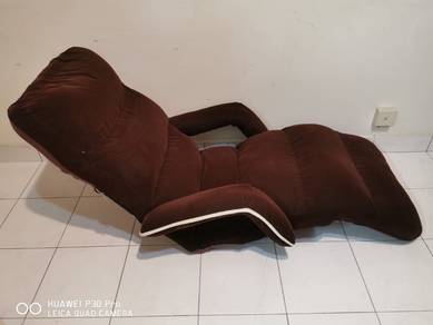 Adjustable sofa seat