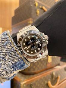 Rolex Subariner Date REf116610 Black Dial 40MM