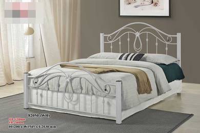Queen Bed DB82050