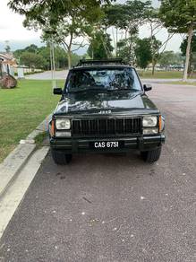 Jeep Cherokee in Gelang Patah, JHR