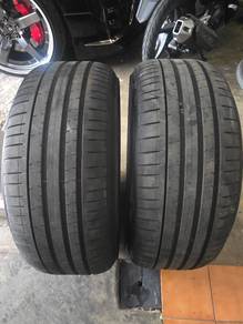 Pirelli PZero 245 35 21