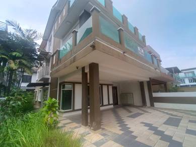 Semi-Detached House For Sale in Bandar Mahkota Cheras,SGR