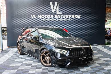Mercedes Benz A180 180 AMG (CBU) in Desa Petaling, KUL