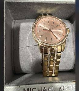 mk watch