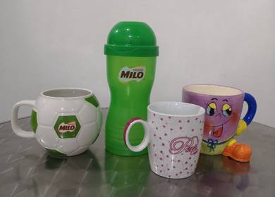 mugs & cups