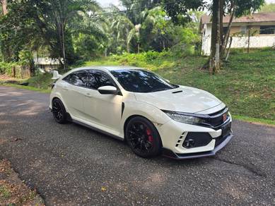Honda Civic Type R TYPE R in Petaling Jaya, SGR