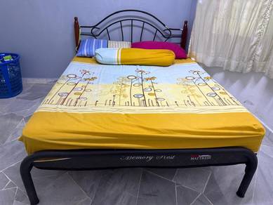 katil queen size bed