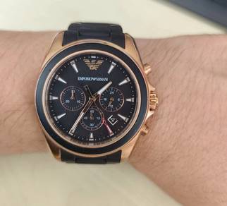 Emporio Armani Chronograph Watch
Rose Gold