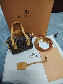 beg bonia baru pakai 2 kali HRGA asal 839