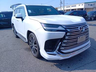 Lexus LX 600 in Klang, SGR