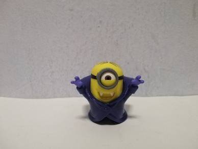 Uni Thinkway Minion Vampire Halloween Stuart