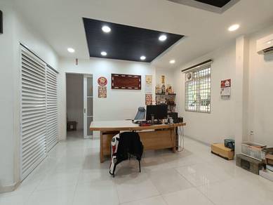 2.5-storey Terraced House For Sale in Lunas,KDH