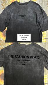 PRELOVED Tshirt