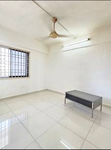 Flat For Sale in Taman Yew Lean