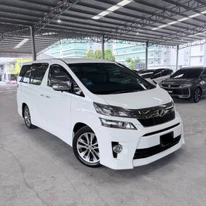 Toyota Vellfire Z GOLDEN EYES in Johor Bahru, JHR