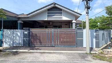 1-storey Terraced House For Sale in Ayer Keroh,MLK