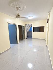 Flat For Sale in Pangsapuri Puchong Perdana