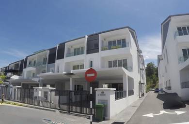 3-storey Terraced House For Sale in Kajang,SGR