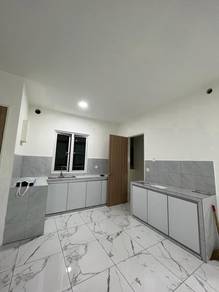 Condominium For Sale in Quay West Residence