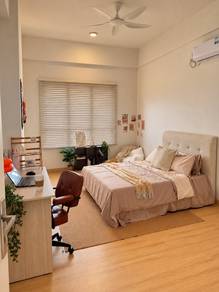 Condominium For Rent in Grace Residence