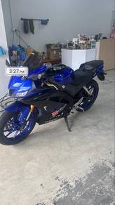 Yamaha R15