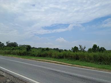 Commercial Land in Ulu Tiram, JHR