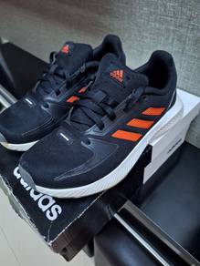 Adidas sports shoes Boy UK4 size 4 UK Puchong PJ