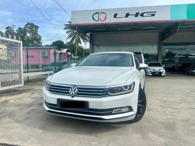2018 Volkswagen Passat TSI COMFORTLINE (CKD)