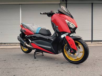 Yamaha XMAX