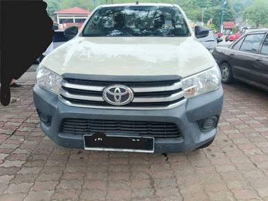 Toyota Hilux MT in Bandar Kinrara, SGR