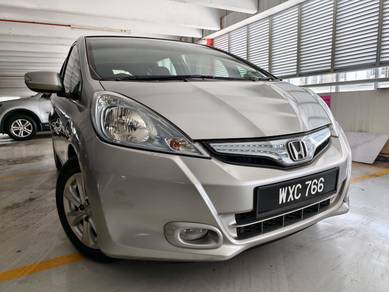 Honda Jazz Hybrid (HYBRID) in Subang Jaya, SGR