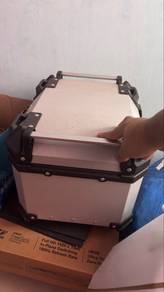 Box motor