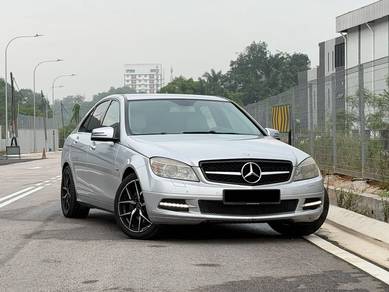 Mercedes Benz C200 200 CGI BlueEFCY AVNTGRDE(CKD) in Johor Bahru, JHR