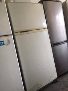 Elba Big Fridge 2 doors Refrigerator Peti Sejuk