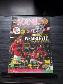 majalah the man is u isu 9