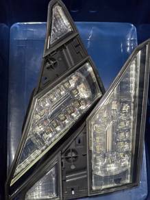 Lampu Belakang Vellfire ANH20