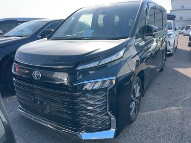 Toyota Voxy S-Z in Shah Alam, SGR