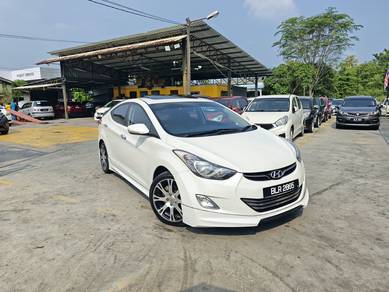 Hyundai Elantra PREMIUM in Batu Pahat, JHR