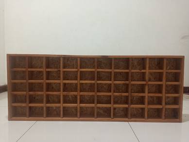 Hot Wheels Wall Display Shelf – Holds Up to 50 Car